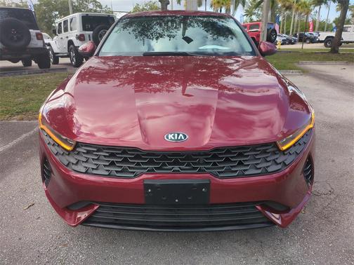2022 Kia K5 LXS