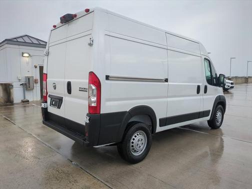 2025 RAM ProMaster 1500 Base