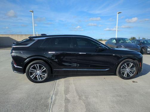 2024 Cadillac LYRIQ Luxury