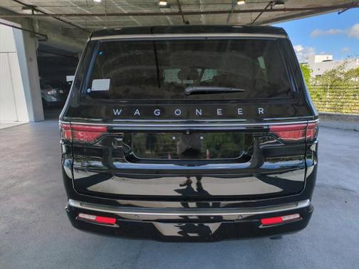 2025 Jeep Wagoneer Series III 4x4