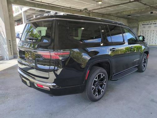 2025 Jeep Wagoneer Series III 4x4