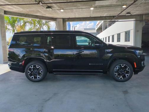 2025 Jeep Wagoneer Series III 4x4