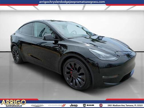 2022 Tesla Model Y Performance Dual Motor All-Wheel Drive