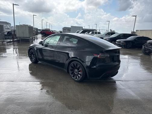 2022 Tesla Model Y Performance Dual Motor All-Wheel Drive