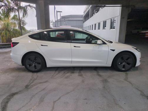 2023 Tesla Model 3 Standard Range