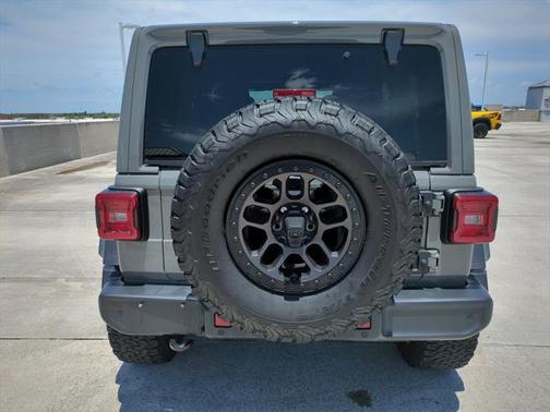 2022 Jeep Wrangler Unlimited High Tide 4x4