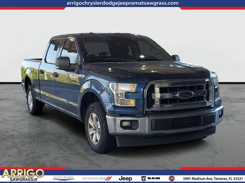 Blue 2017 Ford F-150 XLT