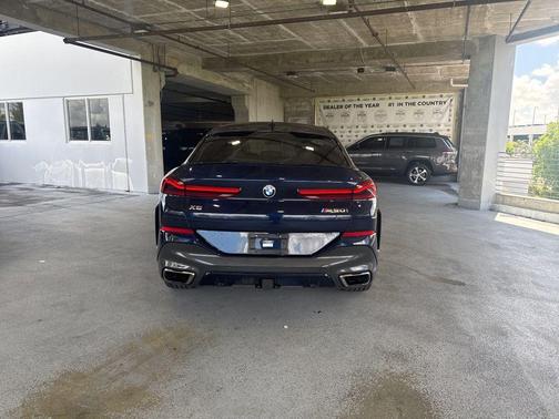 Tanzanite Blue II Metallic 2021 BMW X6 M50i