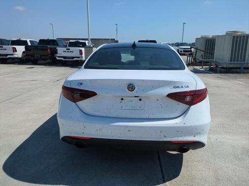 2022 Alfa Romeo Giulia Ti