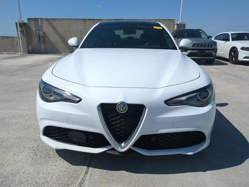 2022 Alfa Romeo Giulia Ti