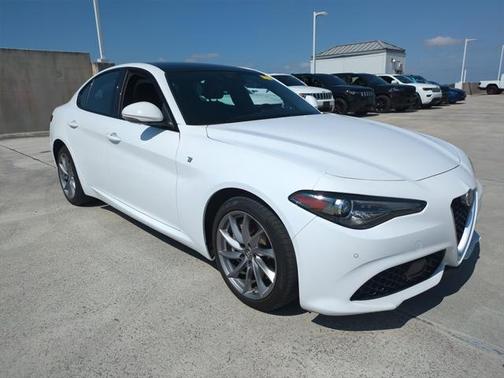 2022 Alfa Romeo Giulia Ti