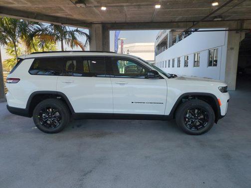 2026 Jeep Grand Cherokee L Altitude