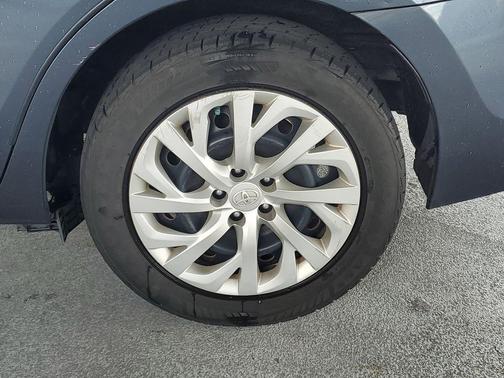 Slate Metallic 2018 Toyota Corolla LE