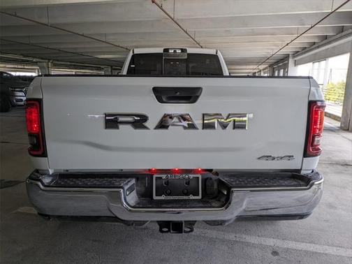 2025 RAM 3500 Tradesman Crew Cab 4x4 8' Box