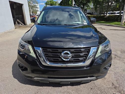 2020 Nissan Pathfinder SL 2WD