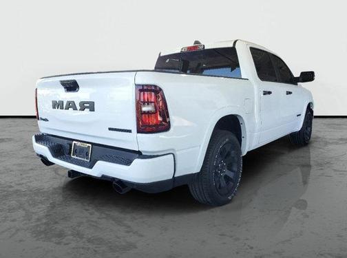 Bright White Clearcoat 2026 RAM 1500 Big Horn/Lone Star