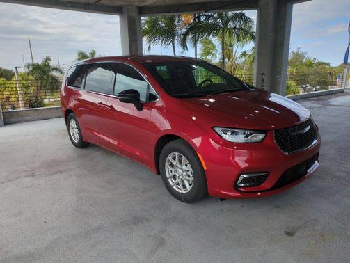 2026 Chrysler Pacifica L