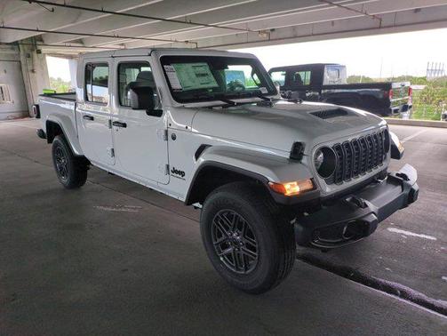 2025 Jeep Gladiator Sport S
