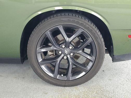 F8 Green 2022 Dodge Challenger GT