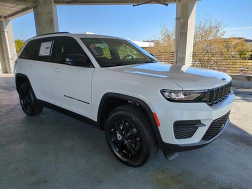 2025 Jeep Grand Cherokee Altitude