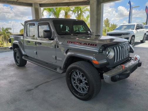 2022 Jeep Gladiator Overland