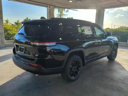 2025 Jeep Grand Cherokee L Altitude