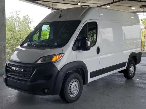 Bright White Clearcoat 2026 RAM ProMaster 1500 Base