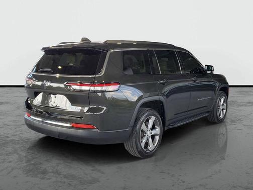 Rocky Mountain Pearlcoat 2022 Jeep Grand Cherokee L Limited