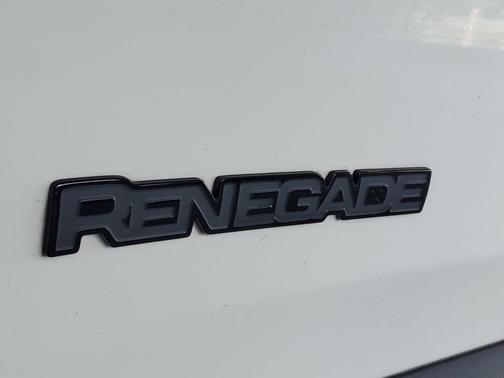 Alpine White Clearcoat 2020 Jeep Renegade Altitude