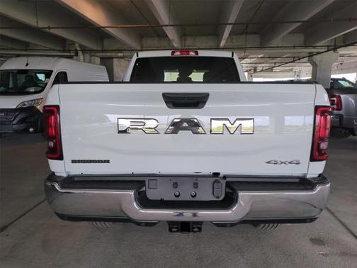 2025 RAM 2500 Big Horn Crew Cab 4x4 6'4' Box