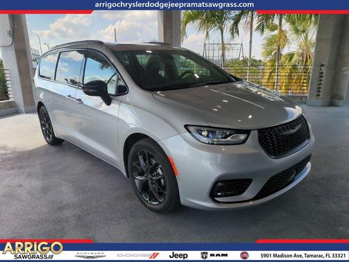 2026 Chrysler Pacifica Limited