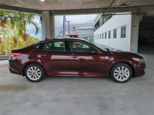2017 Kia Optima EX