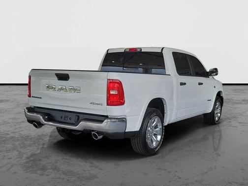 Bright White Clearcoat 2026 RAM 1500 Big Horn/Lone Star