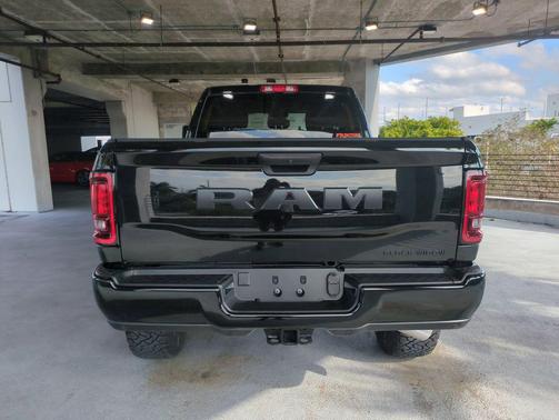 2025 RAM 2500 Big Horn Crew Cab 4x4 6'4' Box