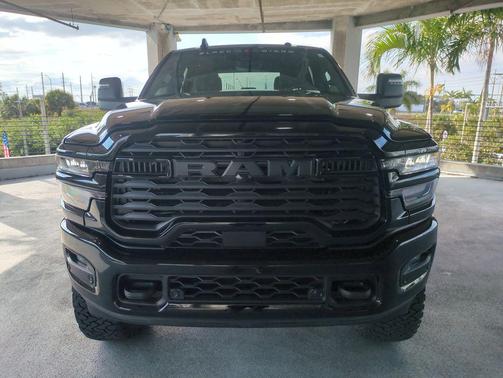 2025 RAM 2500 Big Horn Crew Cab 4x4 6'4' Box