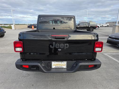 2025 Jeep Gladiator Sport S