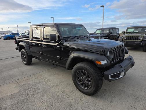 2025 Jeep Gladiator Sport S