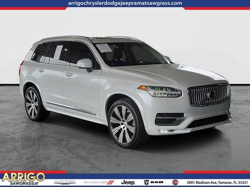 Crystal White Metallic 2021 Volvo XC90 T6 Inscription