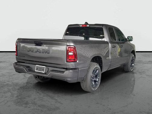 Granite Crystal Metallic Clearcoat 2026 RAM 1500 Big Horn/Lone Star