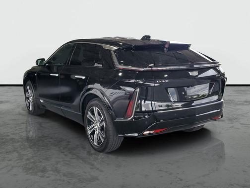 Stellar Black Metallic 2024 Cadillac LYRIQ Luxury