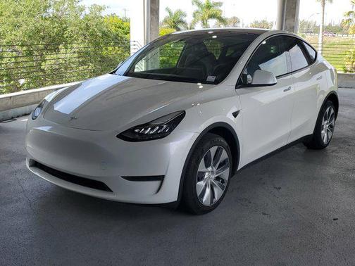 2023 Tesla Model Y Long Range Dual Motor All-Wheel Drive