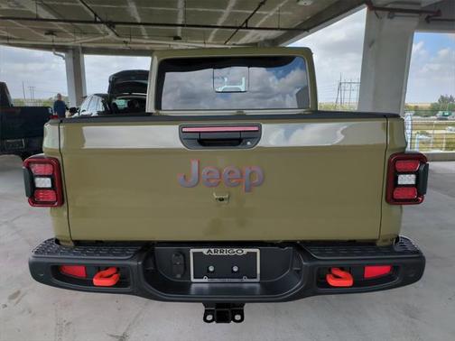 2025 Jeep Gladiator Mojave X