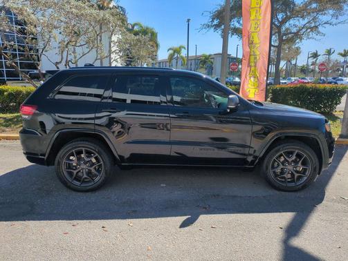 2021 Jeep Grand Cherokee 80th Anniversary 4x2