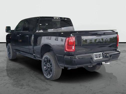 Diamond Black Crystal Pearlcoat 2026 RAM 2500 Laramie Mega Cab 4x4 6'4' Box
