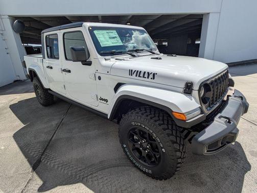 2026 Jeep Gladiator Willys 4x4