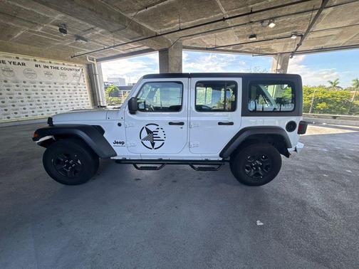 Bright White Clearcoat 2023 Jeep Wrangler Sport