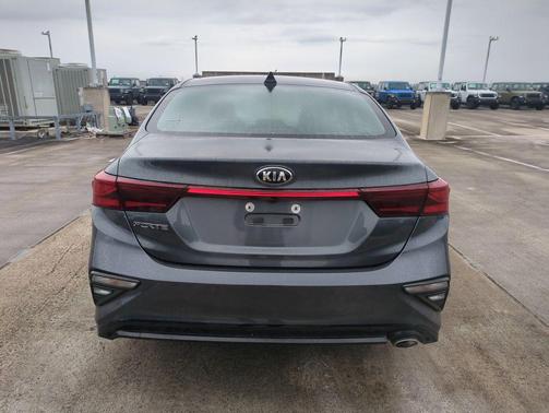 2021 Kia Forte LXS