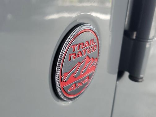 Granite Crystal Metallic Clearcoat 2021 Jeep Gladiator Rubicon