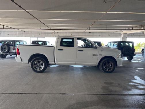 Bright White Clearcoat 2013 RAM 1500 Tradesman/Express