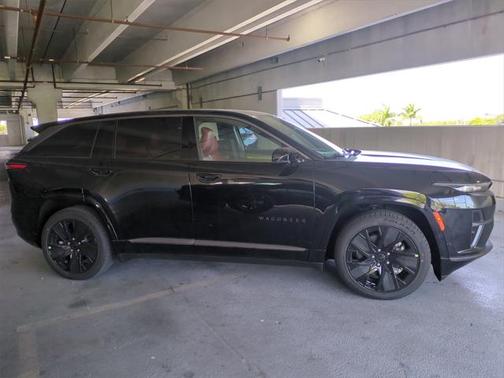 2025 Jeep Wagoneer S Launch Edition